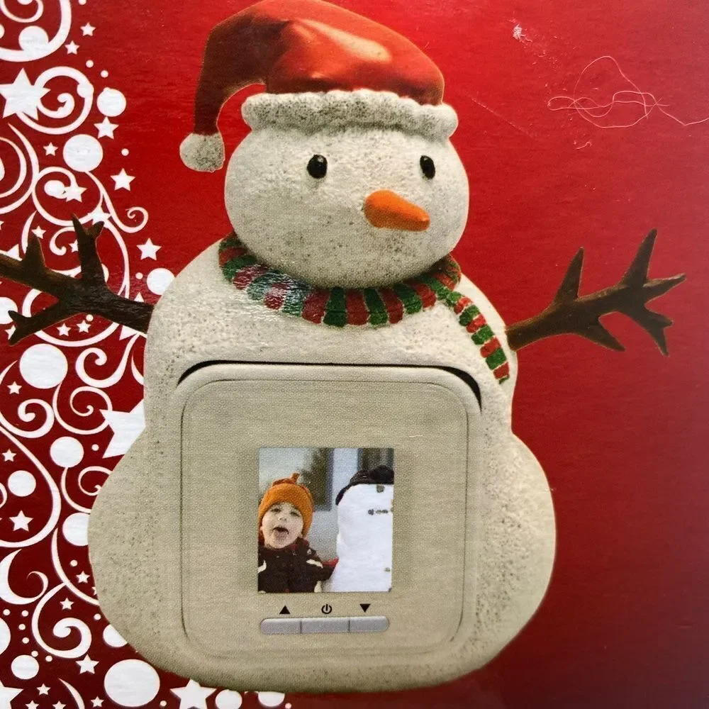Nextar: Snowman Figurine 1.5
